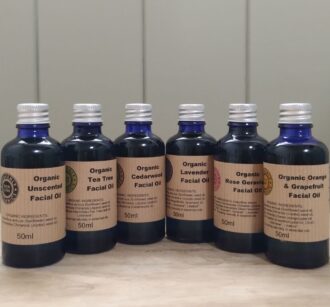 100% Organic & Vegan Facial Oils